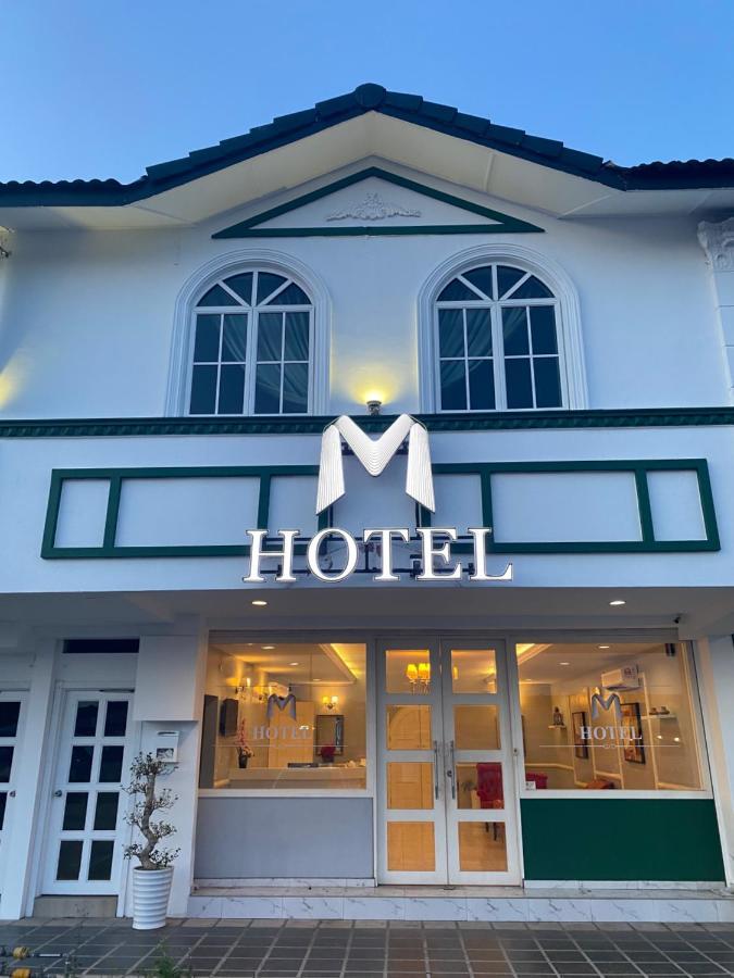M Hotel Johor Bahru Eksteriør billede