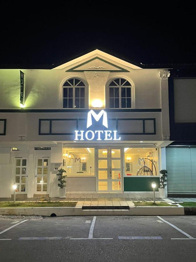 M Hotel Johor Bahru Eksteriør billede